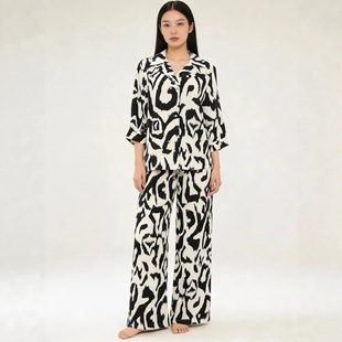 �|�ρ����Q�¿����eŮ�b�羳���uӡ���ɼ����r���Lѝ�r�����b