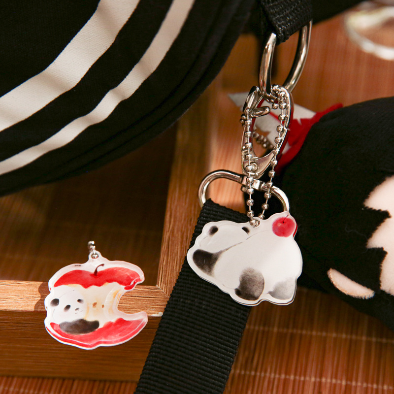 Papel Sr. Tres colgantes de acrílico Xiong Folai serie de regalos creativos estilo nacional lindos colgantes de mochila