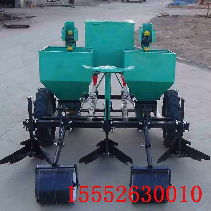 四轮拖拉机带 单垄双行土豆播种  施肥播种机一体机