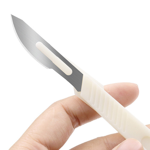 Kitchen practical gadgets European bread cutter European bread cutter French baguette cutting knife carbon steel knife baking tool