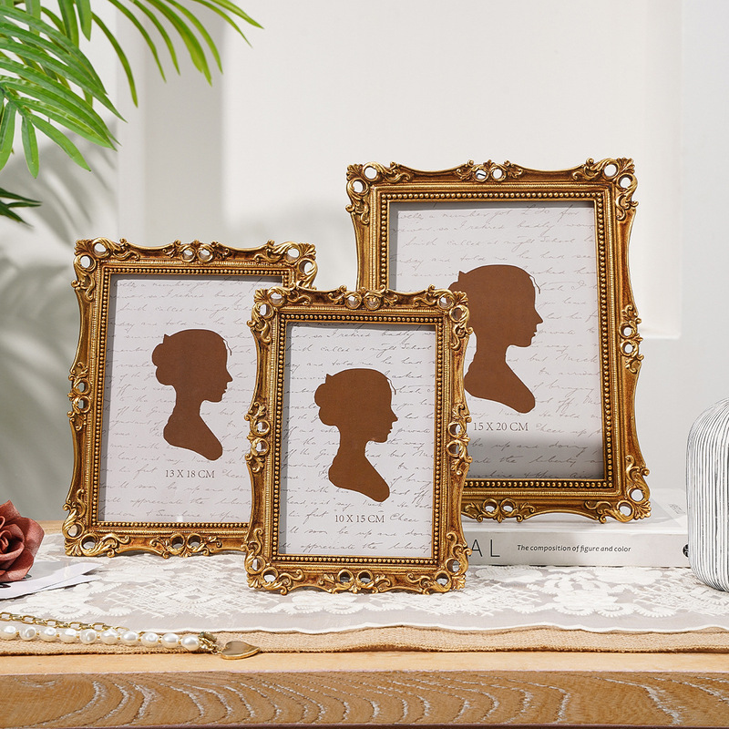 Light Luxury Retro-Style Golden Vine Carved Picture Frame Made of Resin, Durable and Available in Multiple Sizes, Enhances the Home Decor Light Luxury Retro-Style Golden Vine Carved Picture Frame Made of Resin, Durable and Available in Multiple Sizes, Enhances the Home Decor