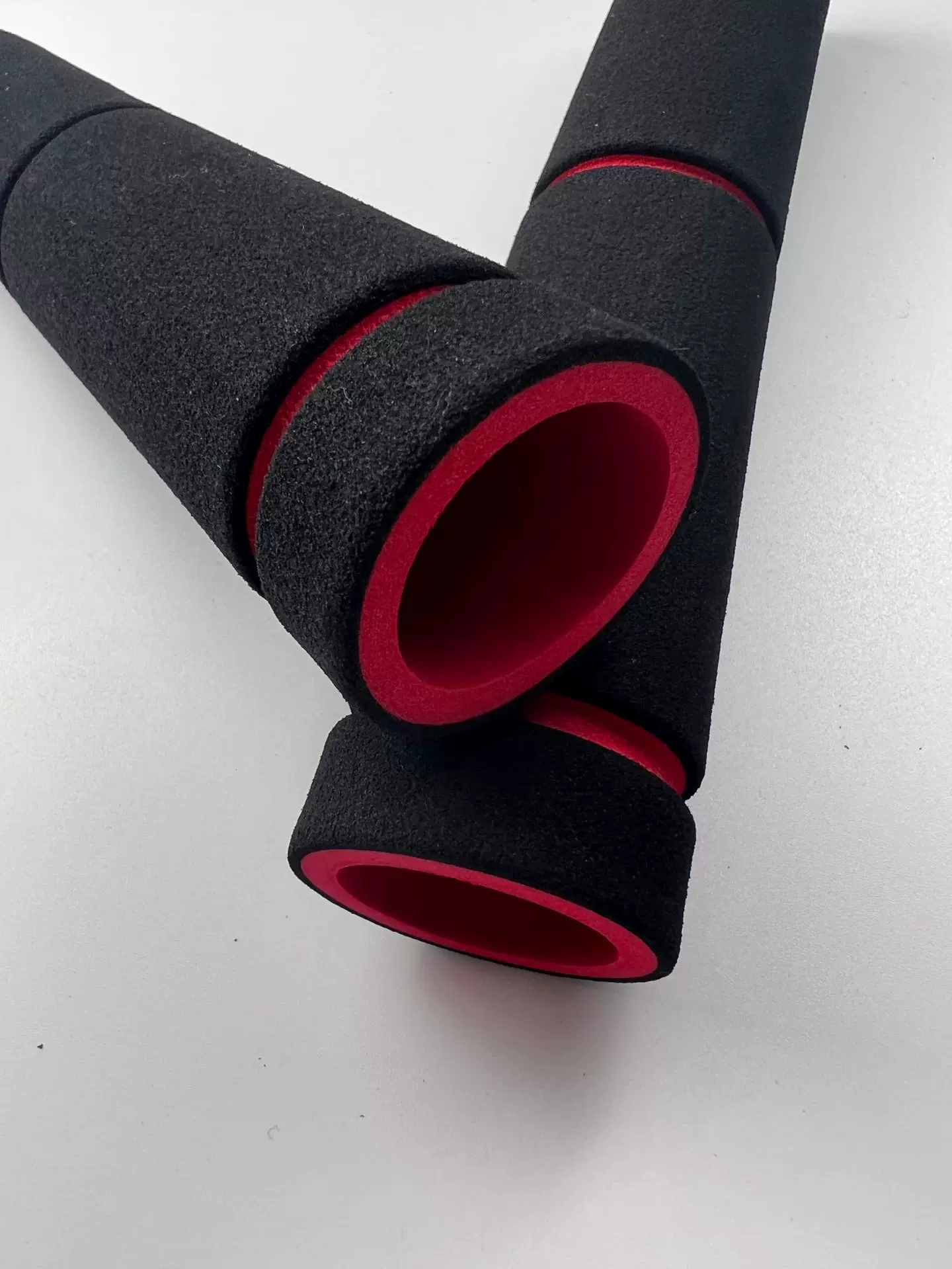 运动健身器材手把套 跳绳海绵把套橡胶手把套轻盈软胶防滑胶管