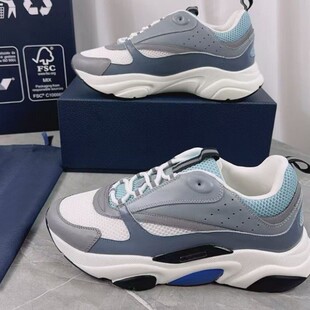 �羳���Q�F؛B22��Ů�\��ЬţƤ͸��W��ײɫϵ���p�����ϵ�Ь