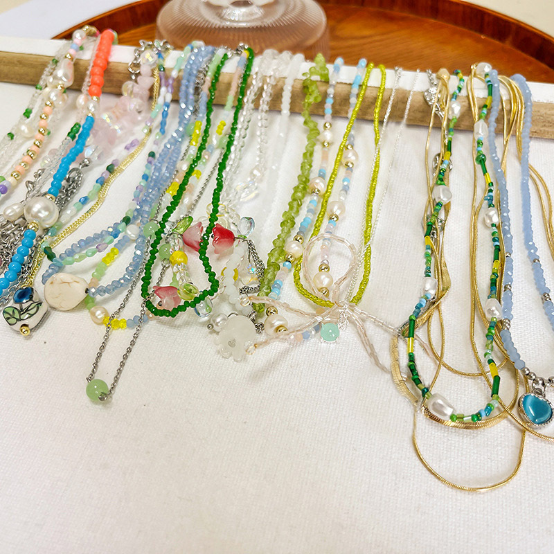 INS color caramelo con cuentas collar apilado vintage contraste color barroco perla Tulip colgante clavícula cadena femenina