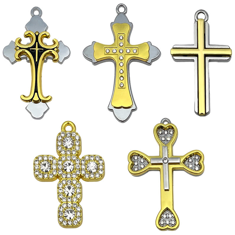 golden pendant hip-hop style