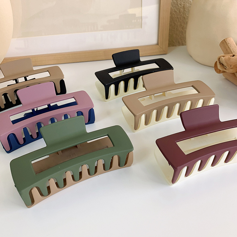 Korean Style Matte Frosted Two-color Square Hair Clip Wholesale Nihaojewelry display picture 14