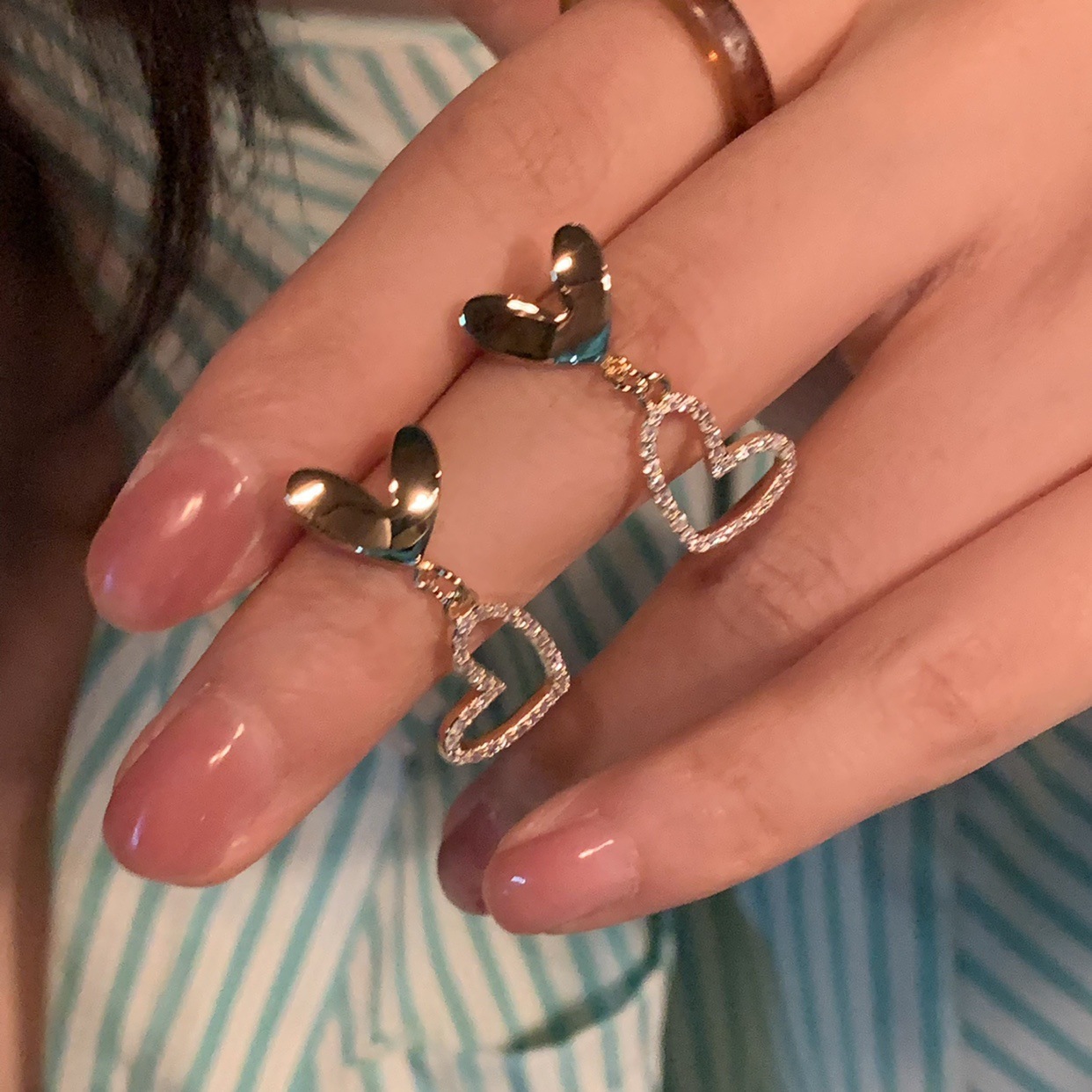 2c3f79bee33609368f0bdda166bcbb