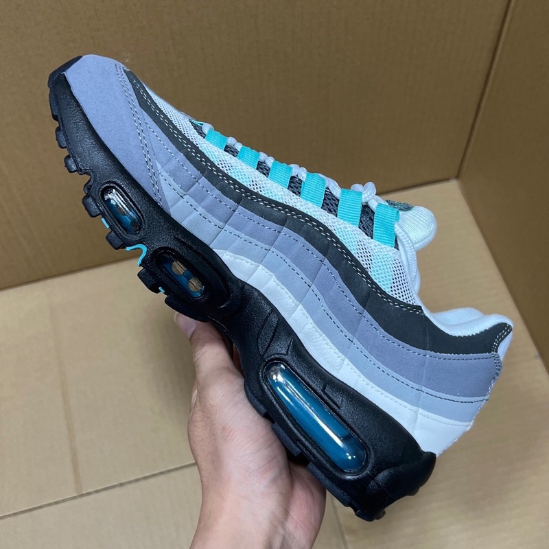 ヨーロッパステーション MAX 95 エアクッションシューズ 3 メートル反射衝撃吸収ロートップランニングシューズピュアブラックウォリアー高さ増加クロスボーダー外国貿易靴|undefined