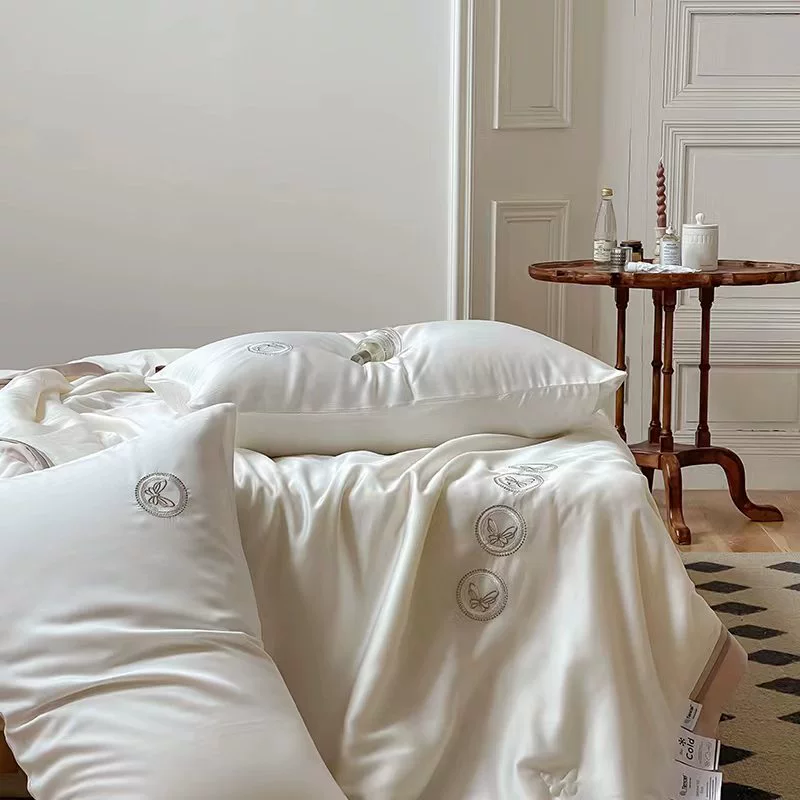 Легкая роскошь 80 Laisles Silk Лето было обнаженным и прохладным, Скользящий Маленький Летний Летний Холодный Двойной Двойной Кондиционер Bean Тонкий сердечник