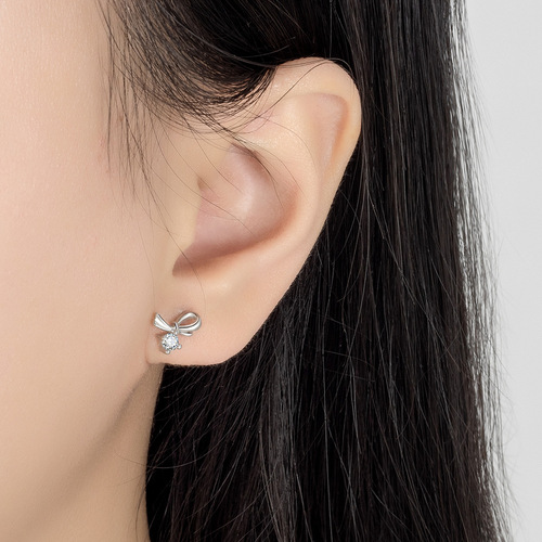 Korean sweet bow niche design light luxury earrings for women 2024 new winter fashion matching earrings
