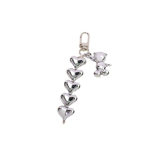 Silver cold style love pendant, creative sweet and cool bear heart-shaped beaded car keychain, headphone bag accessories