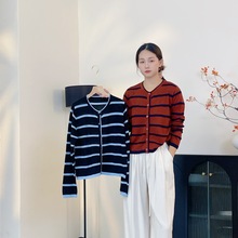 0809-152秋季高品质精纺羊毛小开衫女装