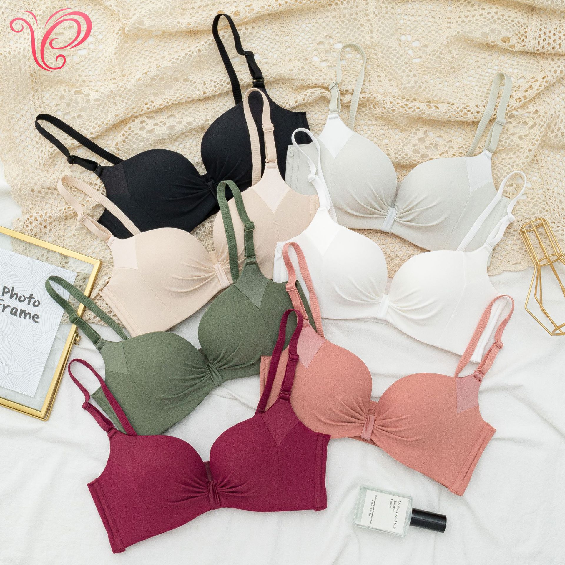 智贝详情图_0新款尤奈亲肤小清新少女调整型内衣无钢圈聚拢收副