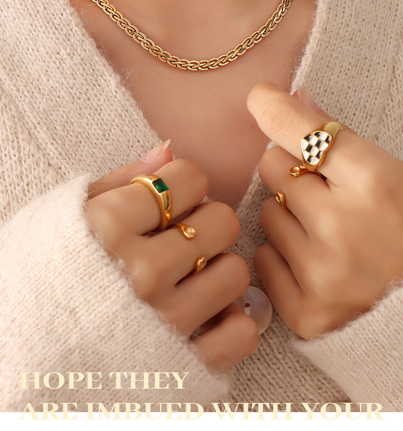 new stainless steel keel chain men and women hip-hop gold-plated necklace