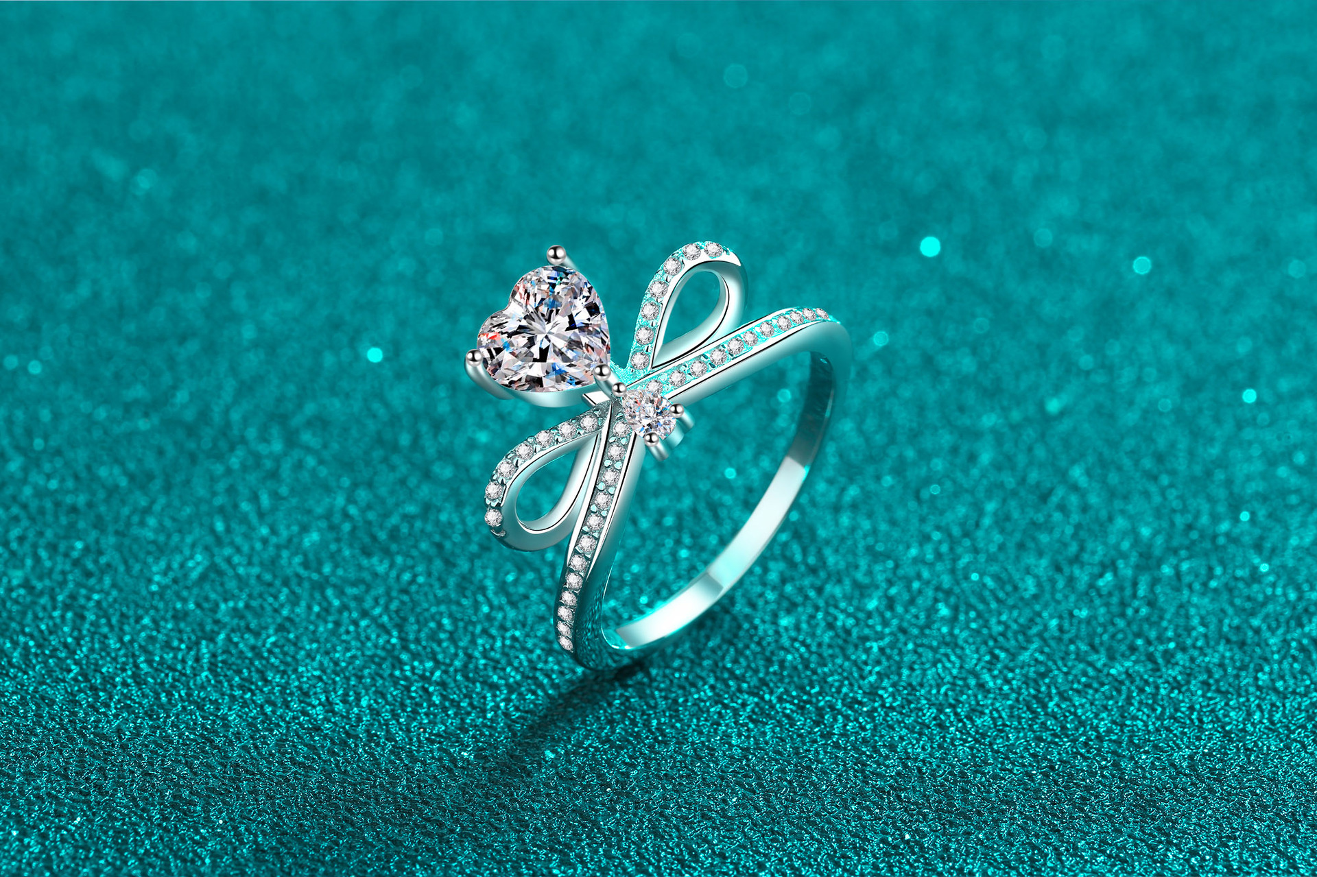 4g Weight Moissanite, Zircon Inlay Material Rings Classification 1 Piece Quantity 925 Sterling Silver Moissanite Zircon Heart Shape Rings