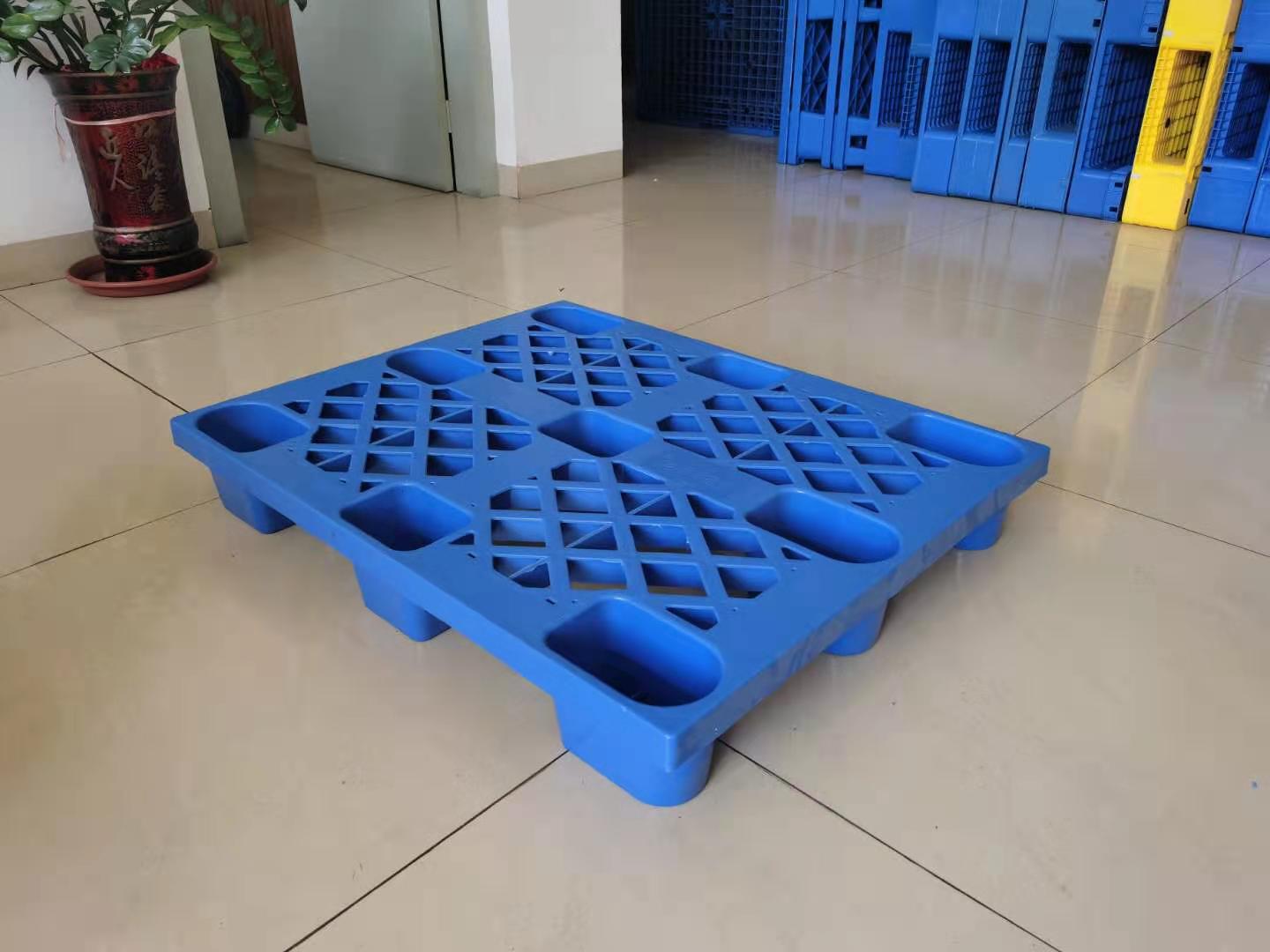 供应塑料托盘塑料栈板网格九脚尺寸900*900*140mm9090轻型托盘