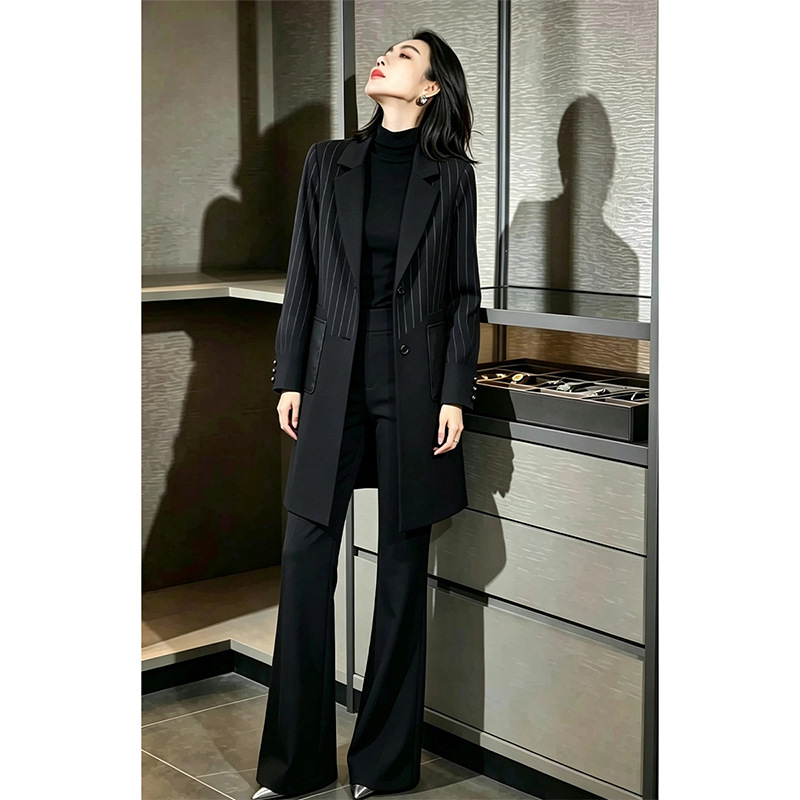2026 Autumn New Plus Size Women's Long Blazer Trench Coat for Plus Size Women Fashionable Patchwork Striped Coat 26107