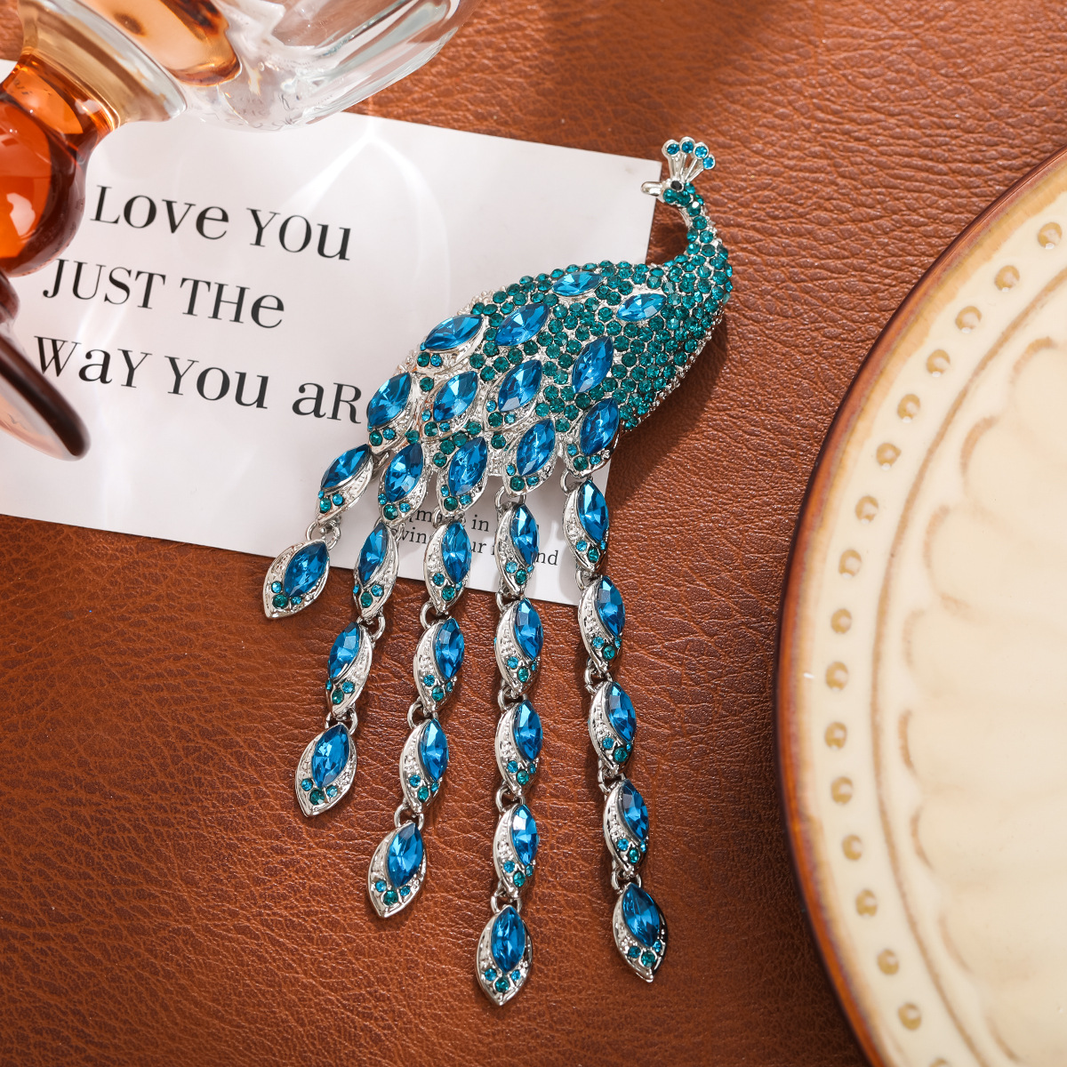 Vintage Peacock gem tassel brooch high-end women's luxury niche design pin temperament suit cheongsam accessories