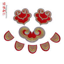 红色龙鳞刺绣布贴孔雀眼龙服战袍装饰贴戏曲演出服火凤凰熨烫贴花