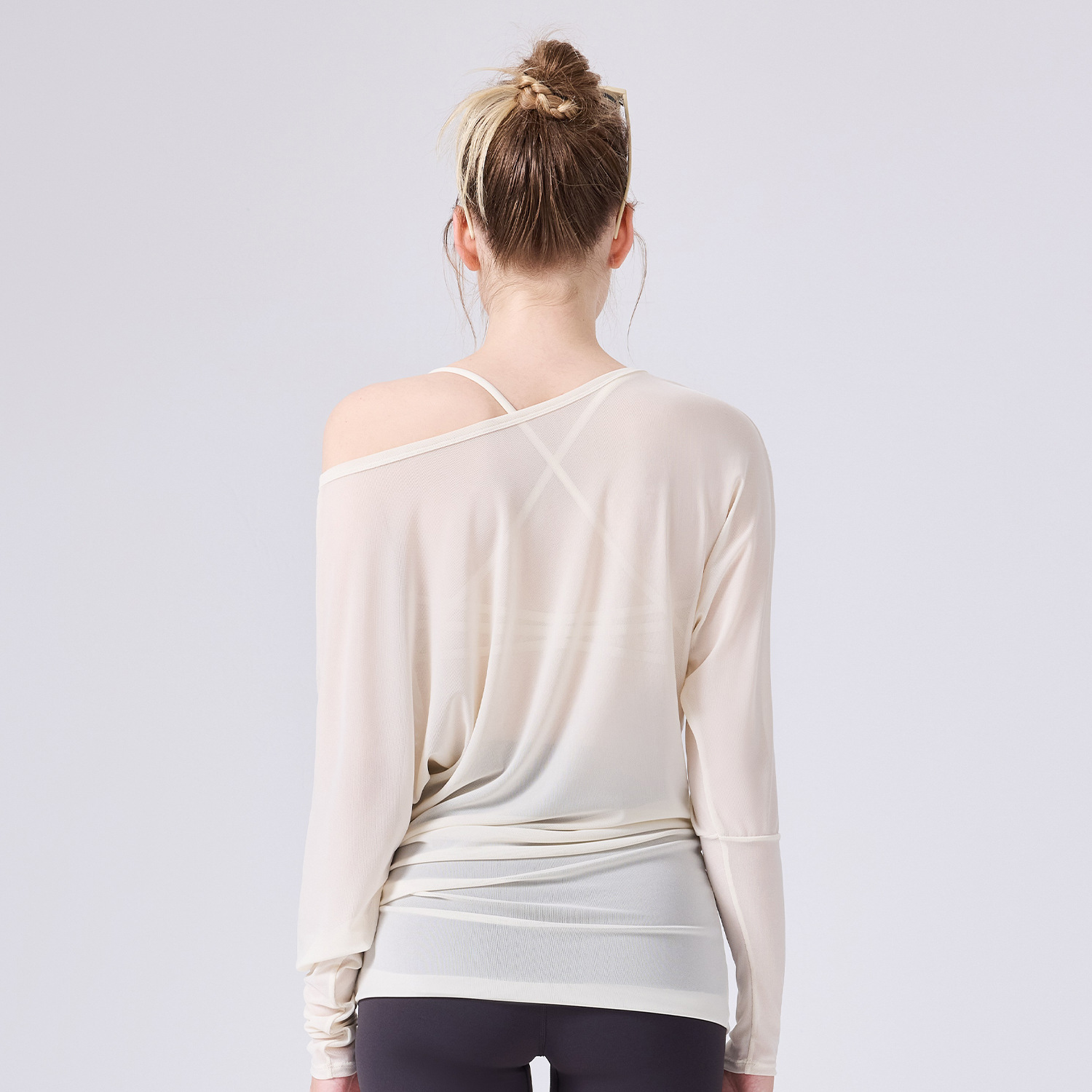 Camisa de yoga transpirable de malla, desnuda, piel propia, se puede usar fuera, pecho pequeño, conjunto de chaleco transpirable sexy.