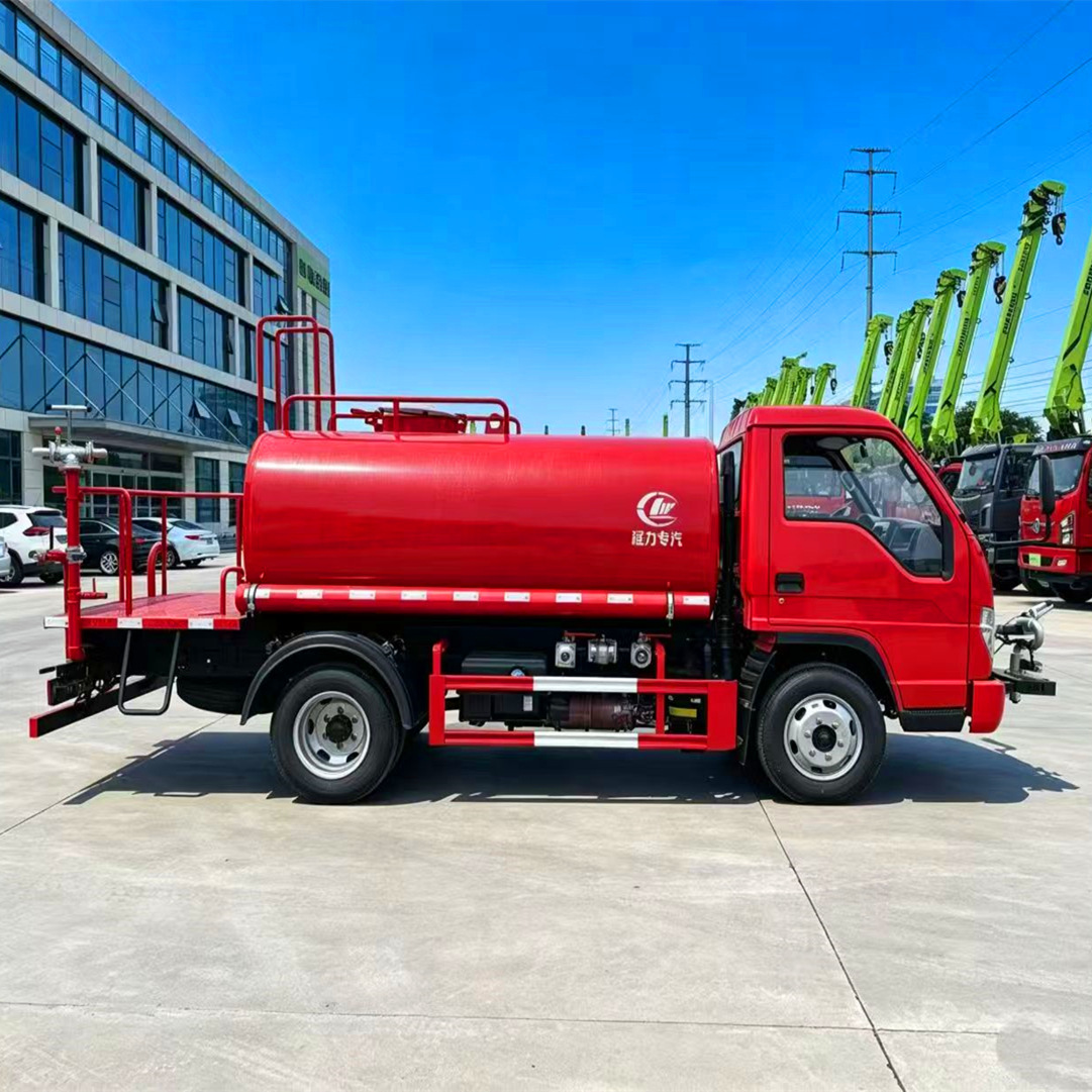 Blue license plate Foton 3-ton emergency water tanker, available for installment purchase. Cross-border export, foreign trade fire truck, right-hand drive water tanker