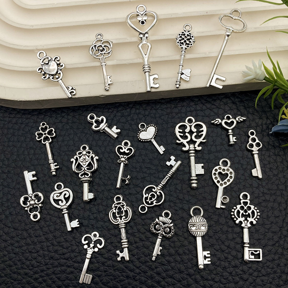 混22款爱心小钥匙合金饰品配件手链项链吊坠手工diy耳饰挂件材料详情9