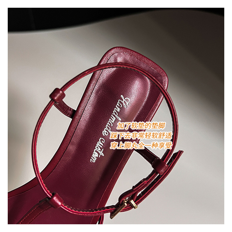 Sandal hở mũi nữ quai mảnh gót mèo con 4 cm phong cách tối giản — Màu đen chi tiết 14