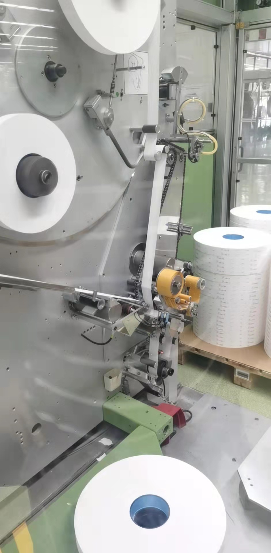 AVERY FM 464拼接胶带-印制成型纸飞接胶片10*19MM*2列红色网格复