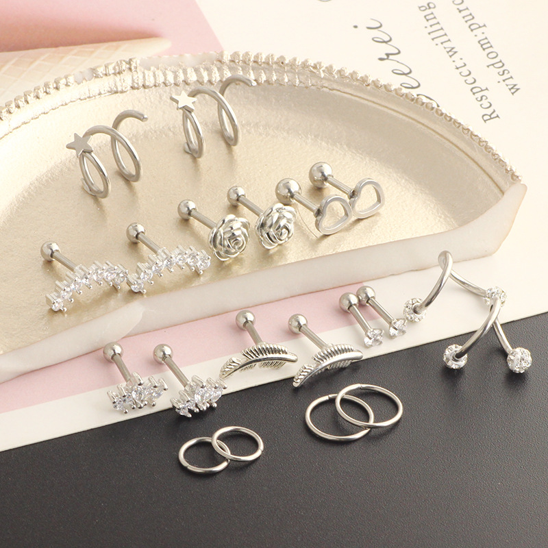 Pointed titanium steel lip stud product view