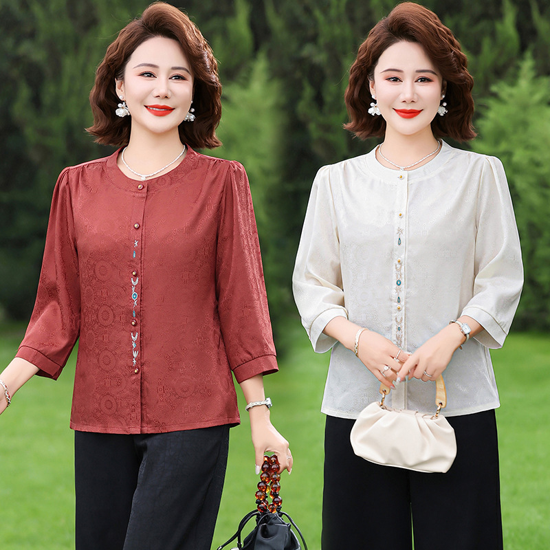 Middle-Aged and Elderly Women's New Spring and Summer Loose-Fitting Plus-Size Thin Three-Quarter Sleeve Shirt, Mom-Style Summer Top, Fashionable and Stylish