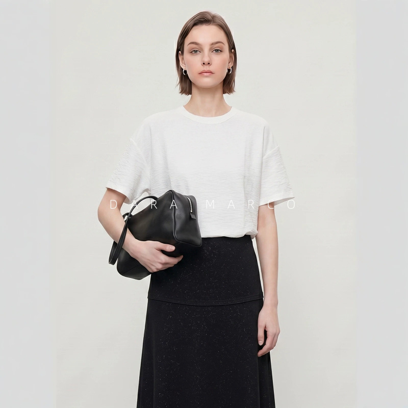 Crochet Lace Collar Matte Crepe Silk T-Shirt for Women, Loose Straight Fit, Slimming, Breathable Summer Short-Sleeve Top for Commuting Crochet Lace Collar Matte Crepe Silk T-Shirt for Women, Loose Straight Fit, Slimming, Breathable Summer Short-Sleeve Top for Commuting