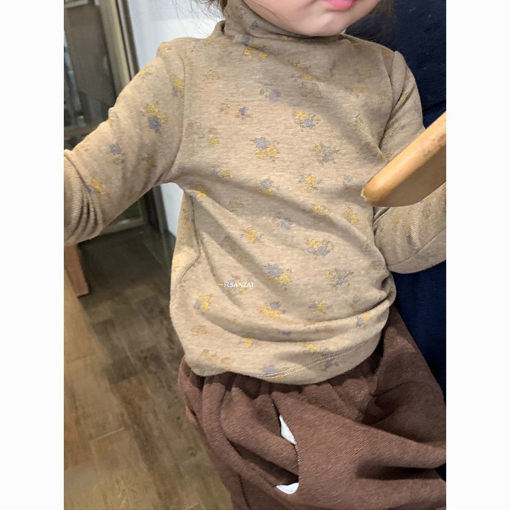Cross-border girls' retro floral long-sleeved t-shirt, 2026 new autumn and winter style, warm semi-high collar base layer.