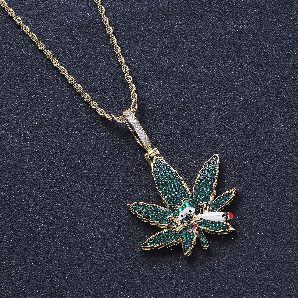 Zirconia Maple Leaf Pendant Necklace Full Diamond Cuban Chain_voghion.com