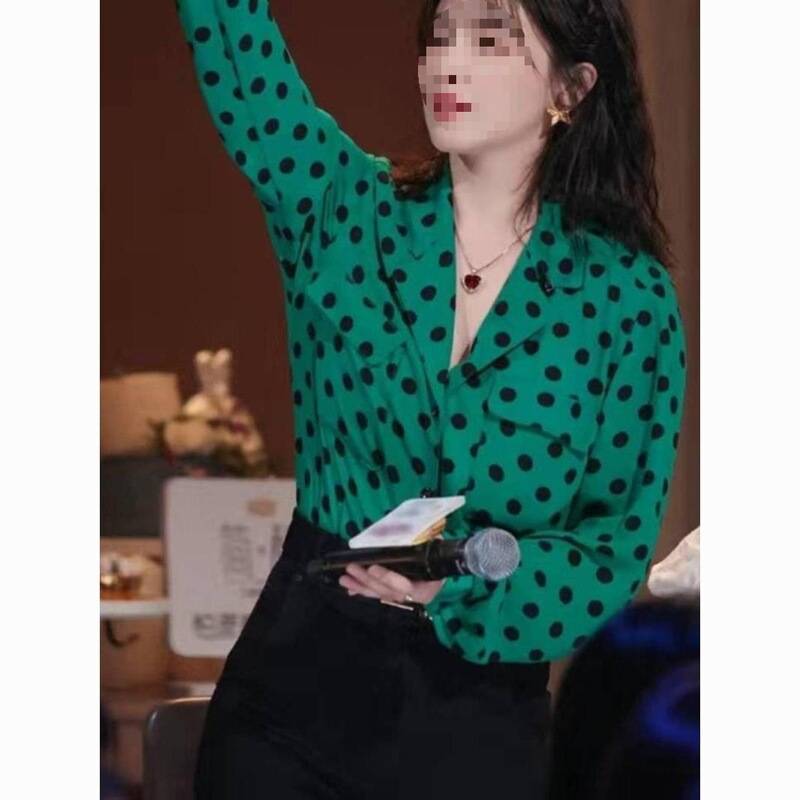 Tops Hong Kong Style 2025 Retro Women's Shirts New Niche 80S Literary Design Polka Dot Elegant and Western Style