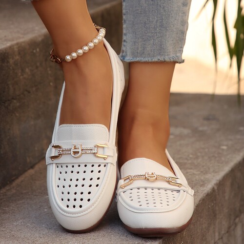 New spring and summer flat single-layer shoes, women's genuine leather hollow sandals, fashionable women's shoes, soft sole leather shoes, mother's shoes