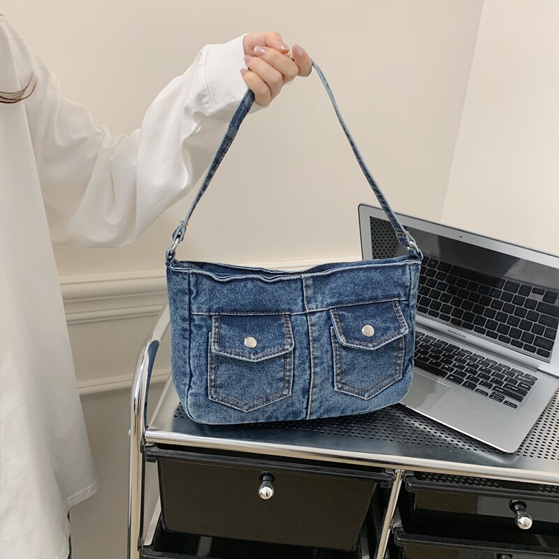 Cross-border large-capacity denim tote bag for women, niche versatile commuter shoulder bag, high-end casual style underarm bag