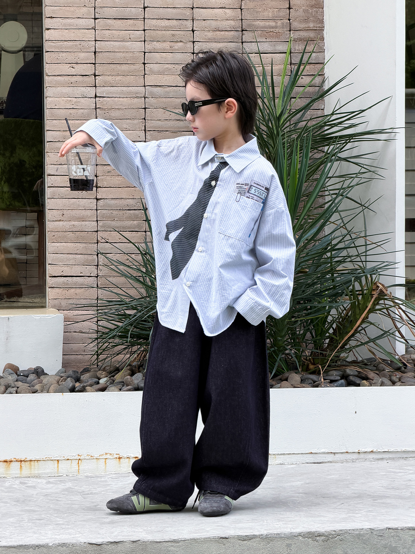 Camisas de primavera para niños Camisas rayadas para niños 2026 primavera y otoño nueva chaqueta suelta casual abrigo delgado moda