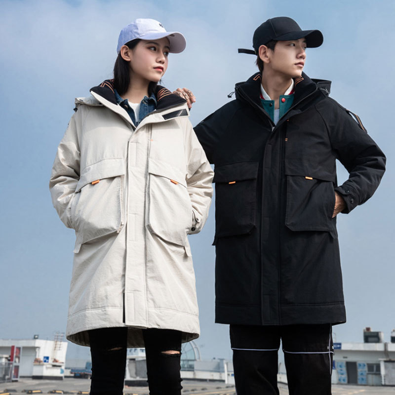 Hombres y mujeres misma pareja abajo chaqueta invierno chaqueta de invierno fábrica al por mayor mediana longitud ligera abajo chaqueta al por mayor