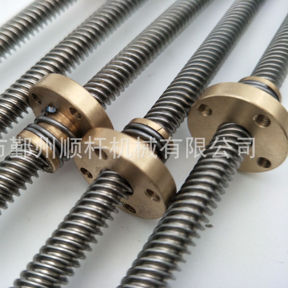 专业生产自动升降桌丝杆T8*24 研磨丝杆梯形丝杆