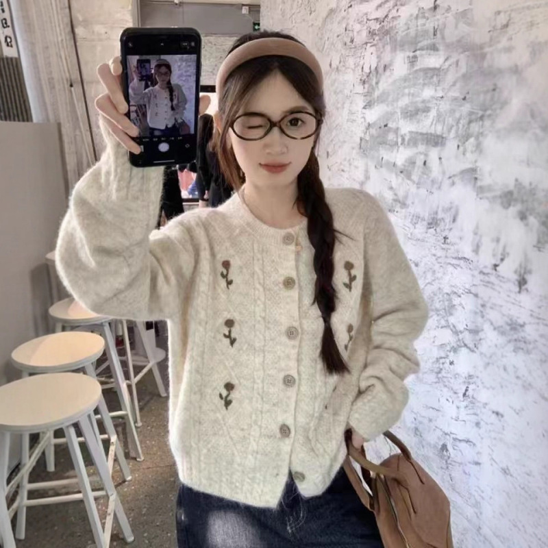 仿羊绒重工优质毛衣外套女2025秋冬新款加厚洋气百搭韩系针织开衫|undefined