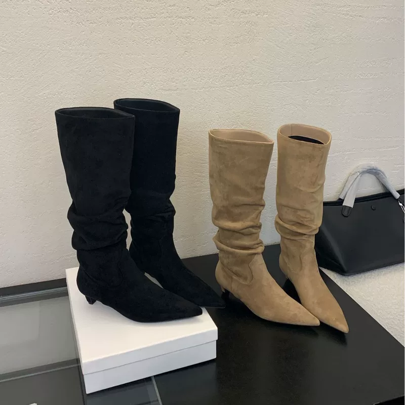 Demi-season high boots, 2024 years