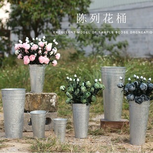 Vintage Iron Bucket Decorative Vase Flower Arrangement Bucket Metal Bucket for Dried Flowers Creative Vase