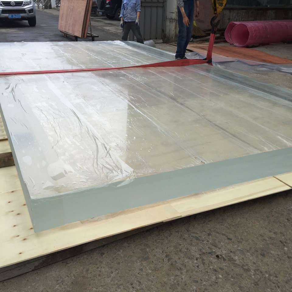 厂家直销全新料亚克力厚板亚克力大板无边游泳池挡板