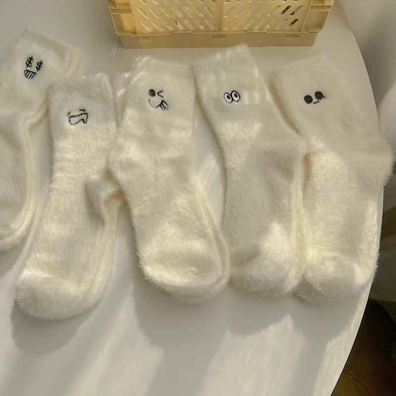 Mink velvet socks women's fall winter plush cotton socks mini memes cute mid-tube socks women's socks floor socks sleeping socks