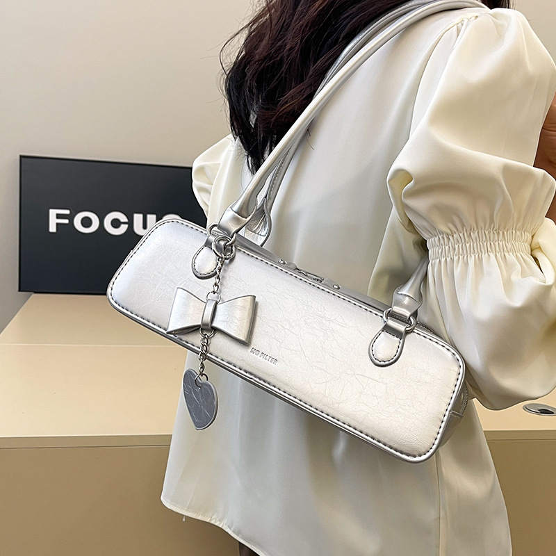 Texture and Western Style Small for Women 2024 New Versatile Single Shoulder Underarm French Niche Design Stick Bag_voghion.com
