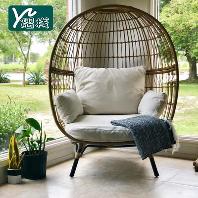 Balcony bistro set, outdoor hanging basket bed, sofa bed, freestanding single-person rattan chair, and casual courtyard rattan lounge chair for relaxed lounging.