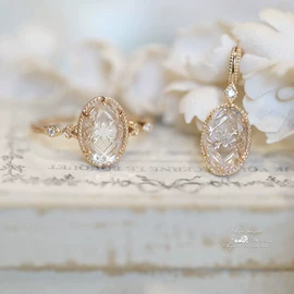 戒指;项链;手链