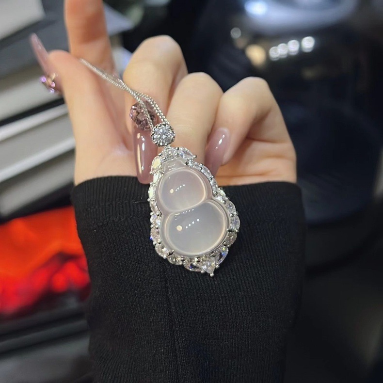 Mặt dây chuyền vòng cổ chalcedony bầu đá cao tự nhiên kiểu mới 2024 Fuluhao dát phong cách Trung Quốc mới — Bạc (bạc s925), Vàng 14k, Bạch kim, Vàng hồng chi tiết 5