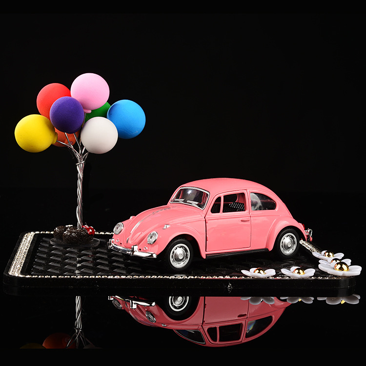 Decoraciones de modelo de automóvil de aleación creativa confesión de globo decoraciones de automóvil interiores de automóviles decoraciones de automóviles clásicos DIY