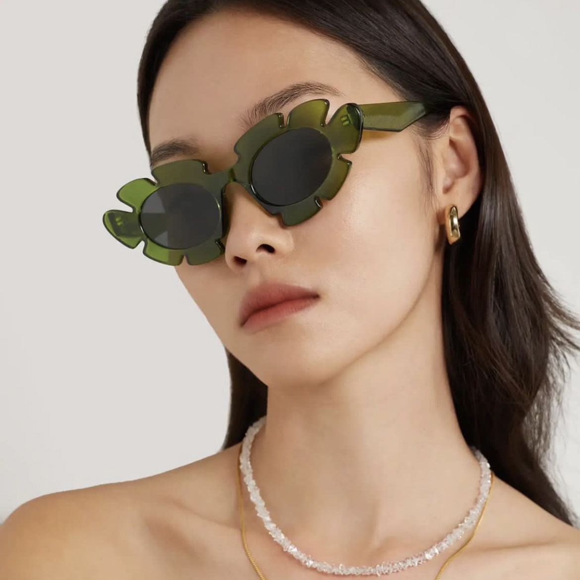 Nueva chica caliente divertido flor gafas de sol retro ojo de gato y2g millennium estilo gafas de sol fabricante en stock